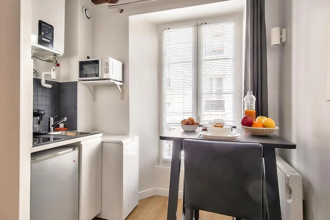 Charming Duplex In The Heart Of Διαμέρισμα *