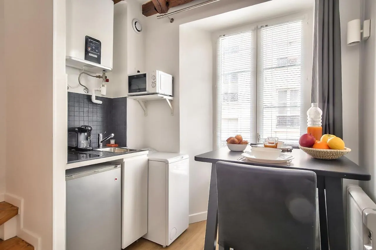 Charming Duplex In The Heart Of